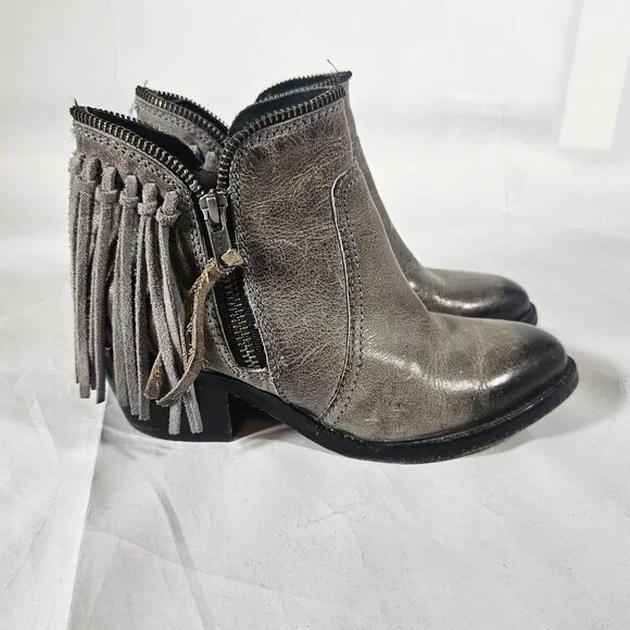 Circle G Gray Booties Women's Size 5 Fringe Zipper Closure - Picture 3 of 9